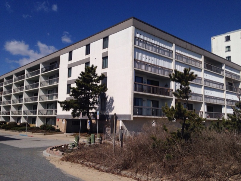 81 Beach Hill